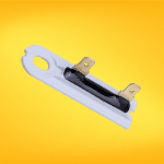 Fusibles de seguridad, esenciales para proteger circuitos eléctricos contra sobrecargas y cortocircuitos en instalaciones domésticas e industriales.