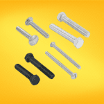 Tornillos de alta resistencia para construcción.