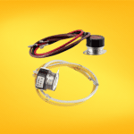 Dispositivo bimetálico, utilizado en aplicaciones de control de temperatura y protección de circuitos.