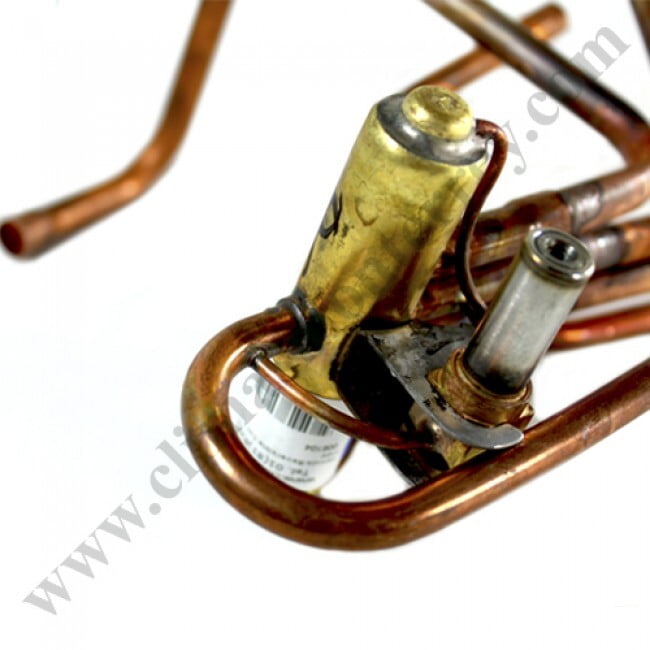 Valvula Reversible Con Capilar Para Minisplit Mirage 1Ton, Japando, 110V - 3023869 Valvula Reversible Con Capilar Para Minisplit Mirage 1Ton, Japando, 110V - 3023869